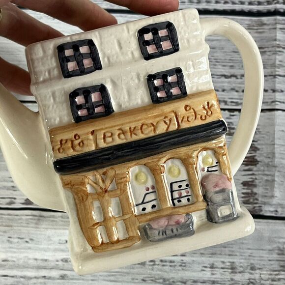 Vintage Ceramic Bakery House Village Novelty Figurine Tea Pot w Lid 7" - Picture 11 of 12